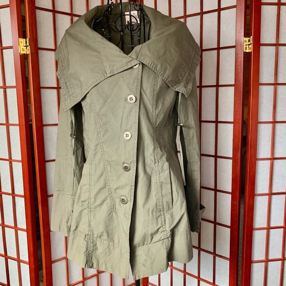 Stella Starr Lightweight Wide-Collar Jacket - Picture 1 of 7